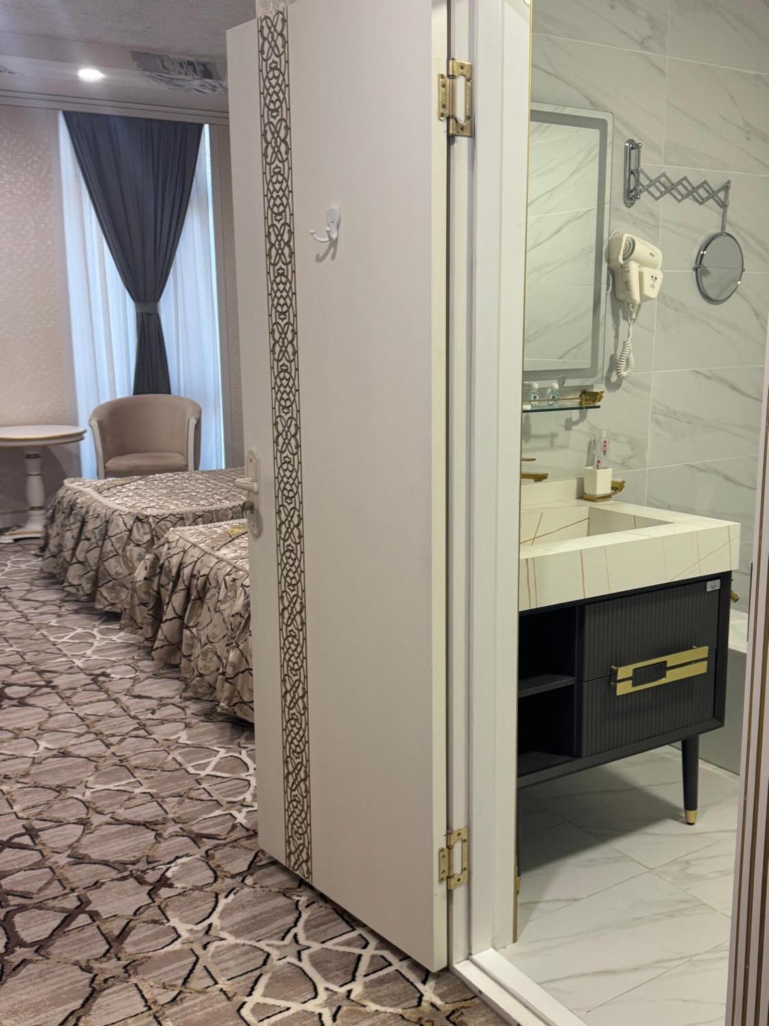 Bukhara City Hotel Turon City Plaza Eksteriør billede